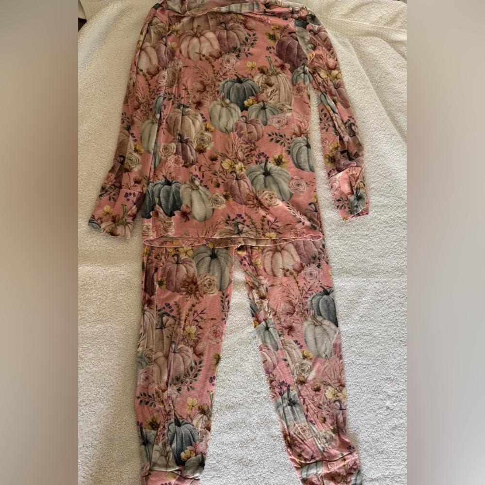 Posh Peanut limited Edition Halloween girls pumpkin Jammie’s